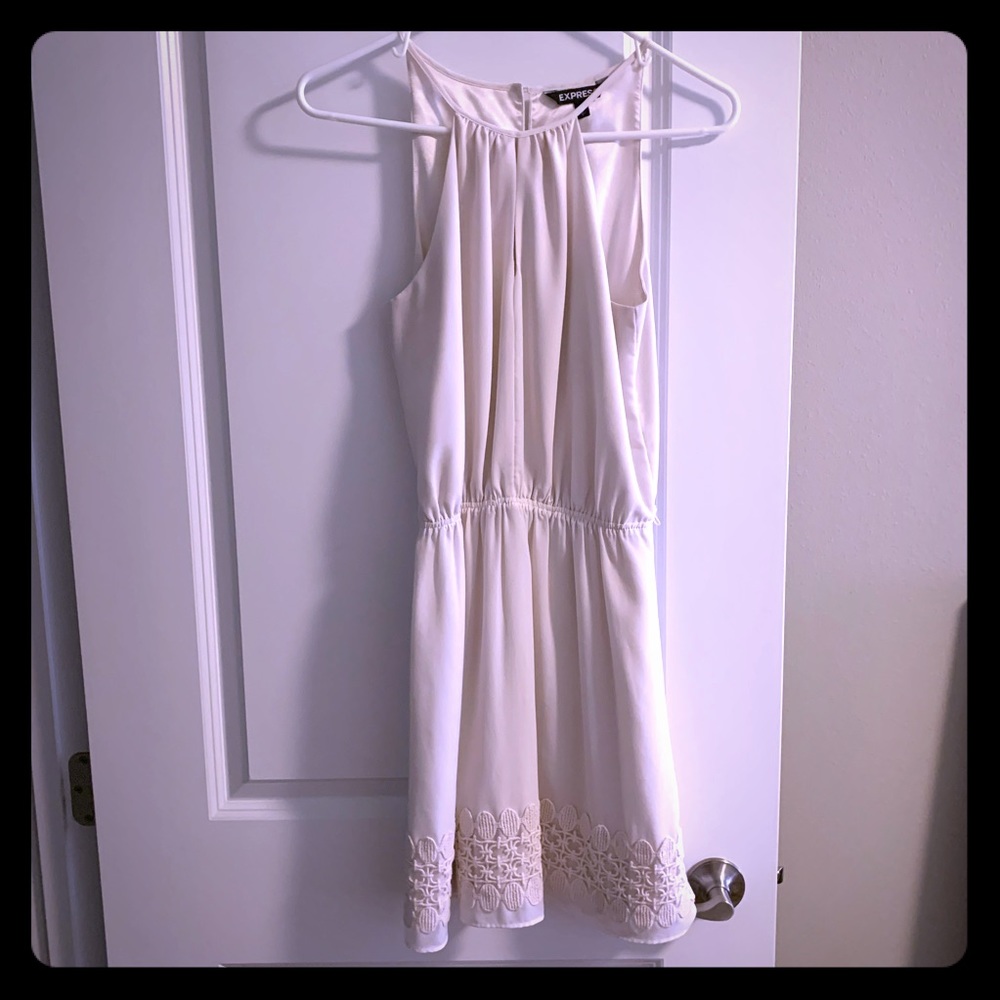 White express dress